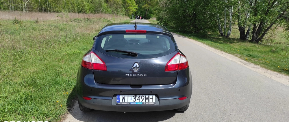 Renault Megane cena 17900 przebieg: 143000, rok produkcji 2010 z Piaseczno małe 781